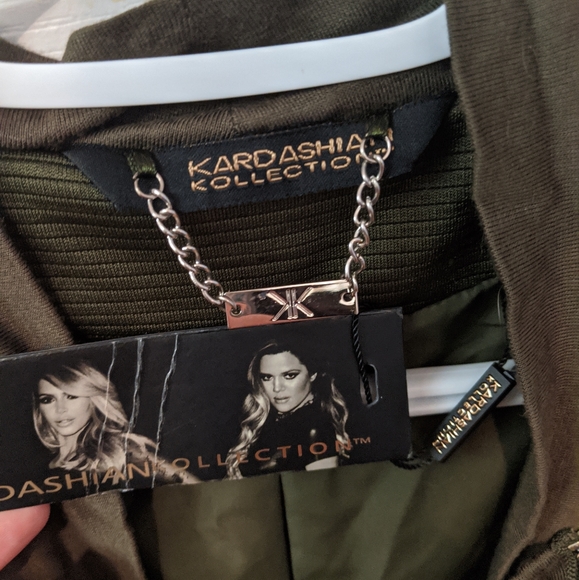 Rare Kim Kardashian Khaki Vest Jacket Sz L NWT - Picture 4 of 10